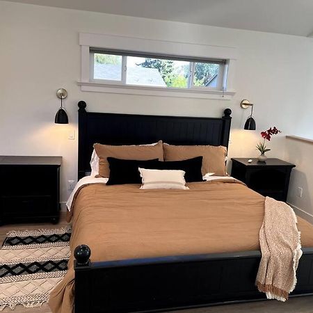 Brand New Custom Built Cottage In Downtown W/Pool! Salem Ngoại thất bức ảnh